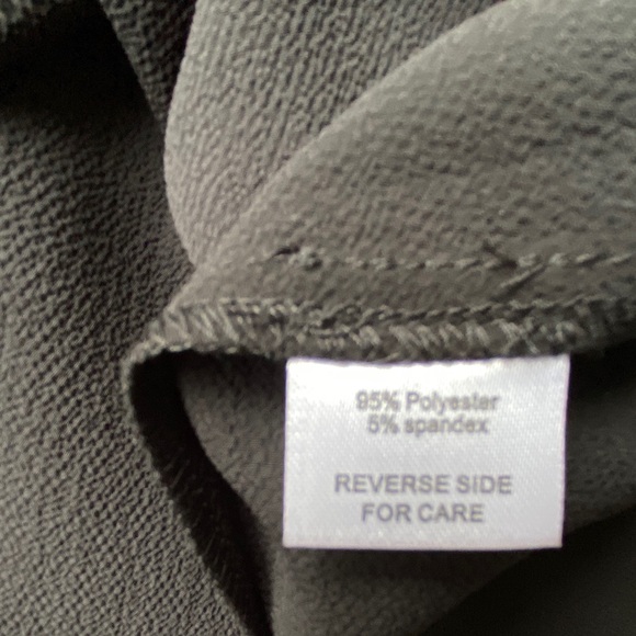 ALEXIA ADMOR Bell Sleeve Black Dress - Picture 6 of 6